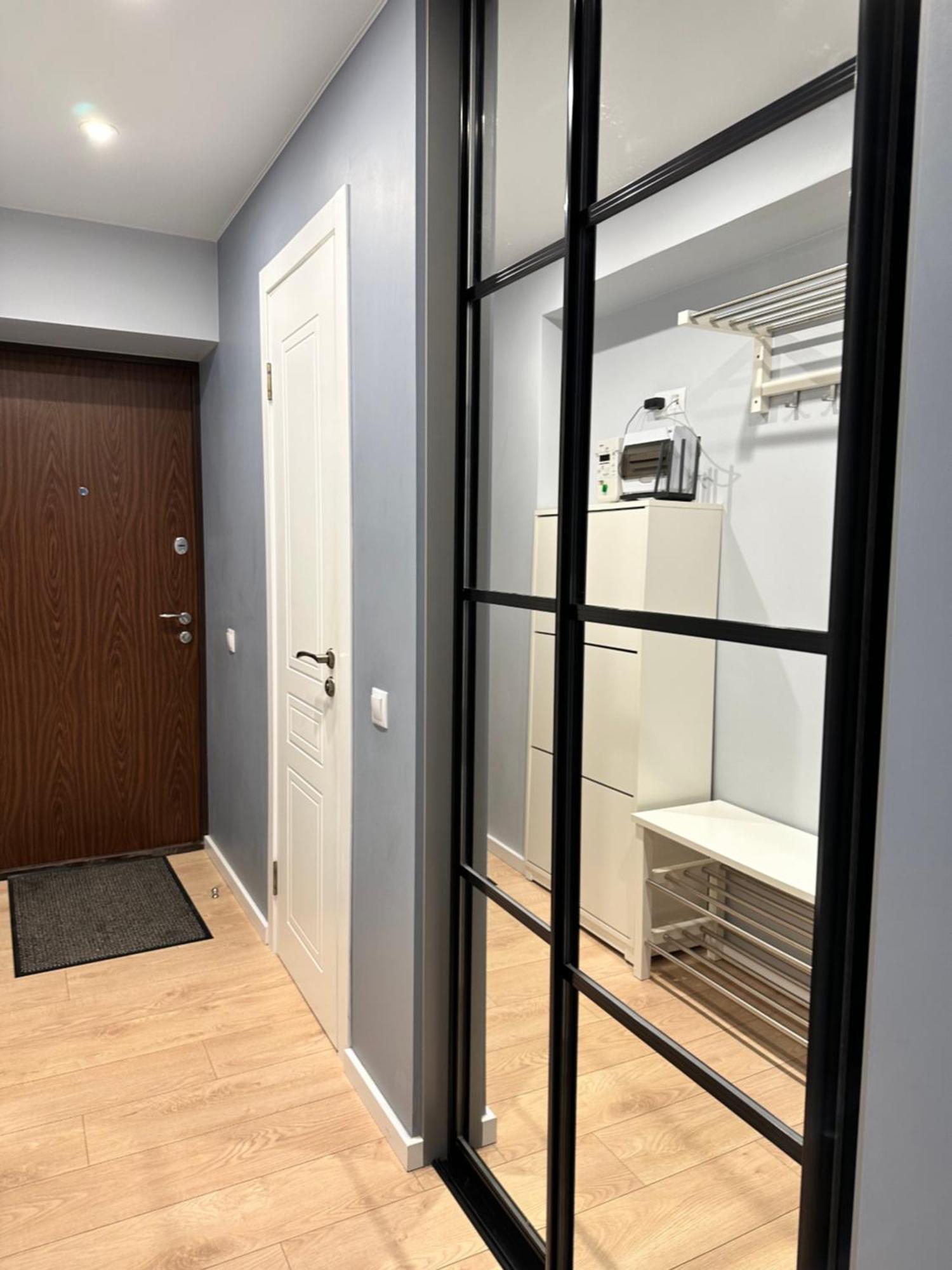 Parkside Escape: Stylish 1-Br Apartment Rīga Exterior foto